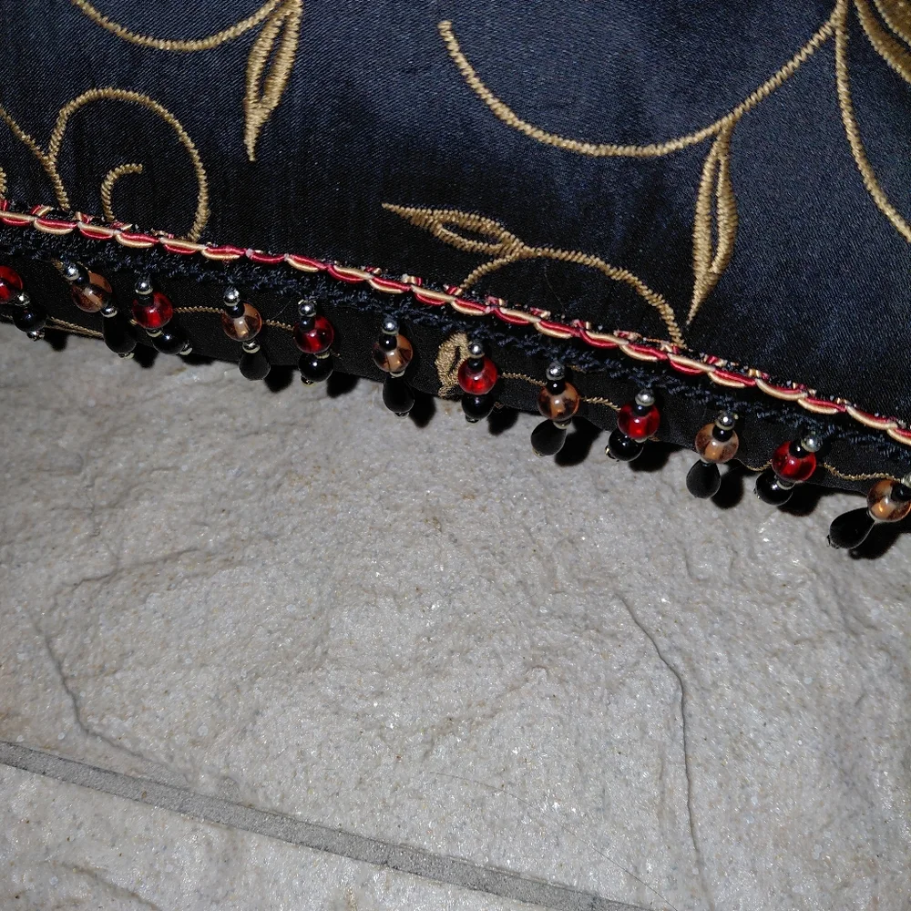 EUC Vintage Regal Noir Gold Embroidered Silk Beaded Accent Pillow